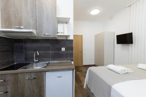 Kuchyňa alebo kuchynka v ubytovaní Split Varos Inn