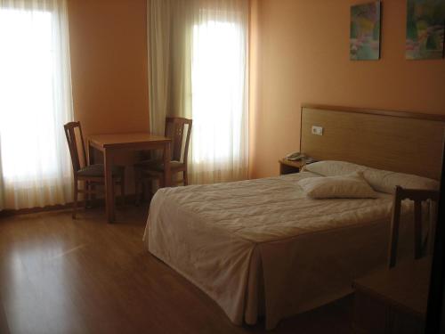 Hotel Reyes De León – Photos 2