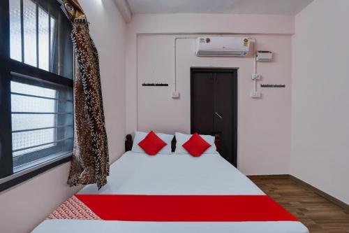 Gallery image of Hotel O I stayz in Tallākulam