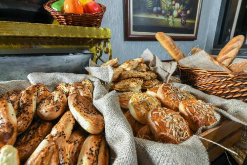 Jídlo v hotelu nebo okolí