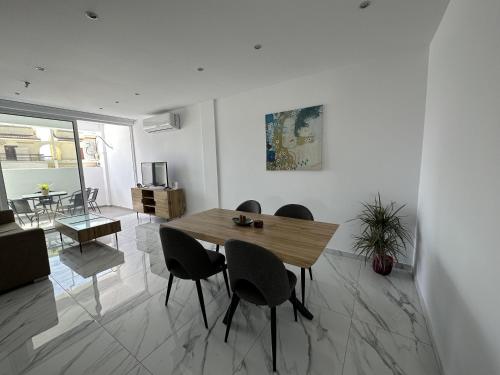 Modern Seaside Retreat Near Nissi Beach