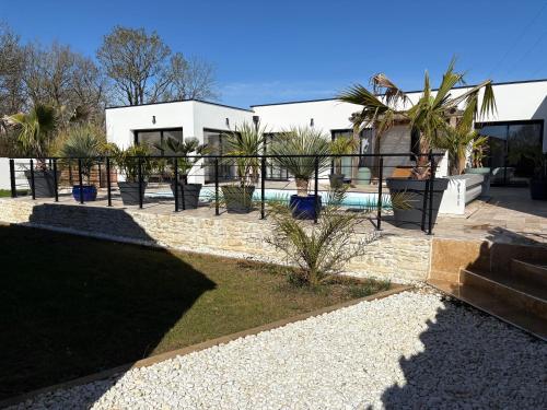 Magnifique Villa Familiale de 200m2 4 Chambres et un Sauna