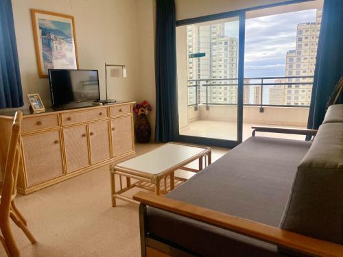 Apartamento con vistas al mar y piscina en La Niña