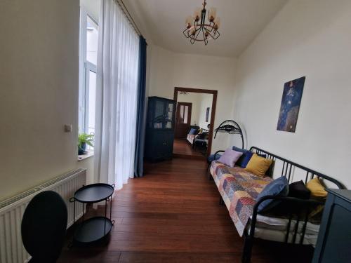 Ruang duduk di Klimatyczny Apartament w centrum Starego Miasta