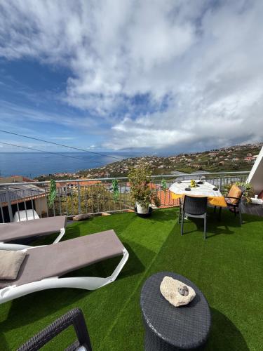 Studio privado com vista mar e montanha
