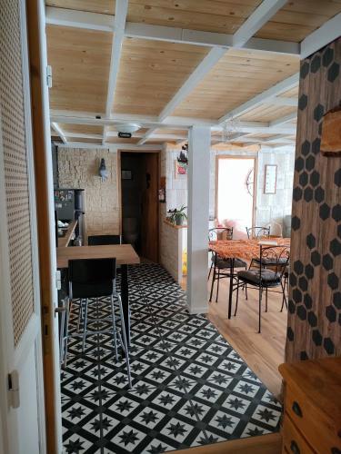 Photo de la galerie de l'établissement Grand appartement vue magnifique, à Murat-le-Quaire