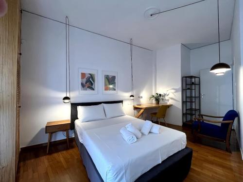 Postel nebo postele na pokoji v ubytování Lovely Studio Apartment