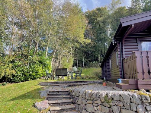 Gorgeous 3BR Norwegian Lodge with Stunning Views Pass the Keysにある庭