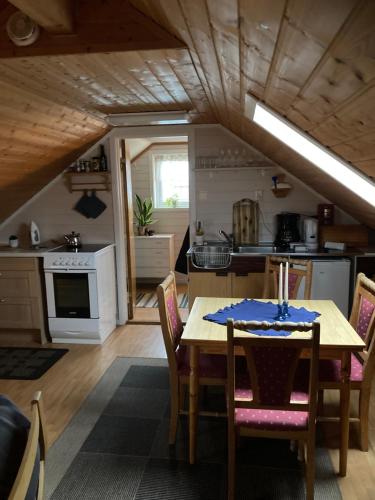 Kuchyň nebo kuchyňský kout v ubytování Lysbøen Bua