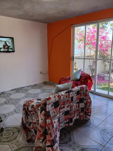 Ruang duduk di Tranquila casa