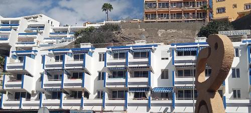 Fotografia z galérie ubytovania Patalavaca apartamento 1 dormitorio wifi piscina v destinácii Mogán