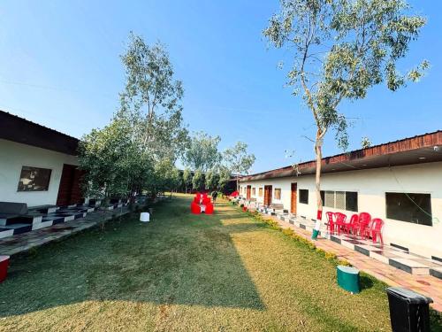 Zahrada ubytování Ramalaya Prema Kunj Resort