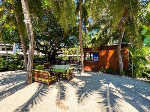 Ein Garten an der Unterkunft Villas los cabos le suisse