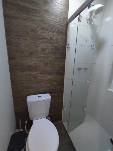 Et badeværelse på Rio Grande Apartamento