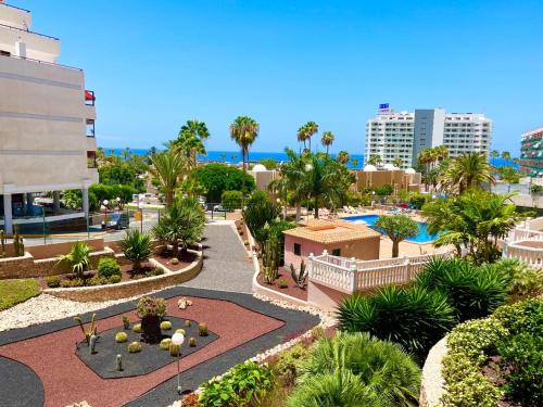 Studio with sea view near the beach
