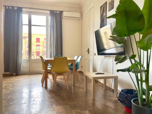 Grand Central Apartment