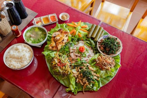 Comida en el hotel o alrededores