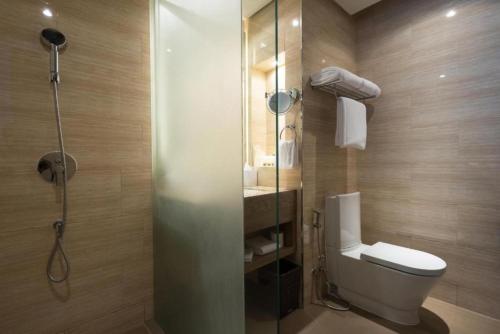 Un baño de Dusit Thani Mactan Cebu Resort