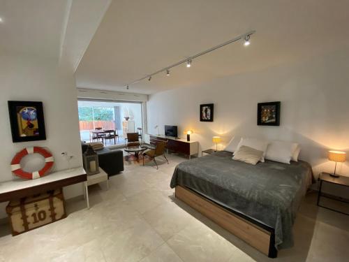 Studio rénové avec terrasse, à 100m de la plage à Arcachon, parking privé inclus - FR-1-374-99