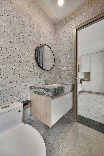 Ванная комната в Elyday Villa - Bai Khem Beach, Phu Quoc
