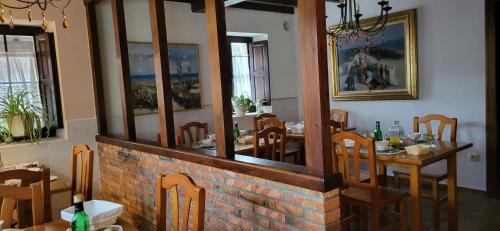 Restaurace v ubytování Posada Rural Entrecomillas