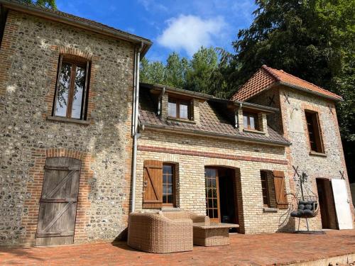 Évasion Champêtre avec Jacuzzi Havre de Paix en Normandie