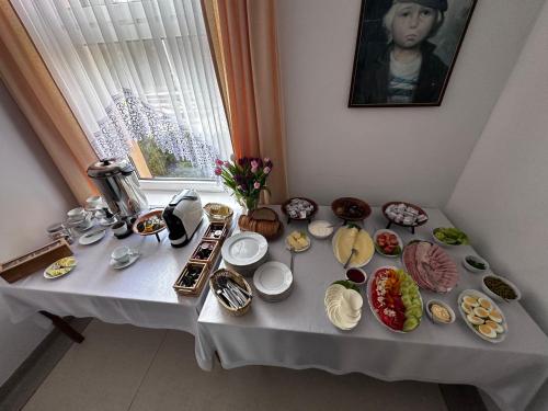 Makanan di atau berdekatan hotel