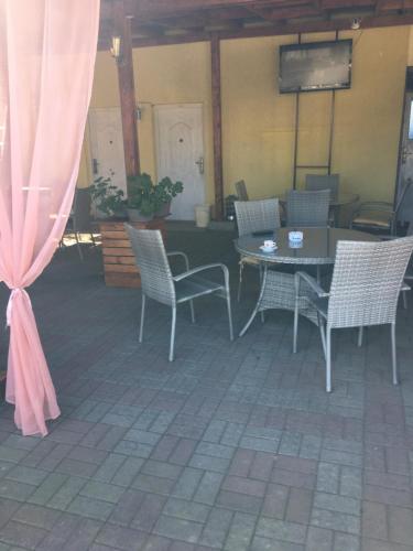 Patio nebo venkovní prostory v ubytování Smestaj Grof Mrcajevci