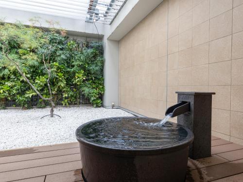 Photo de la galerie de l'établissement Mitsui Garden Hotel Osaka Premier, à Osaka