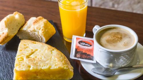 Еда / где поесть недалеко от гостевого дома