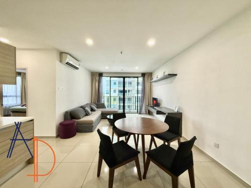 Ruang duduk di i-City Shah Alam Residences by ASDEH Suites