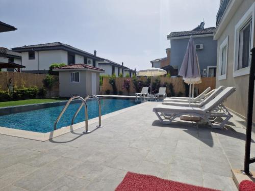 Πισίνα στο ή κοντά στο Villa sumeya
