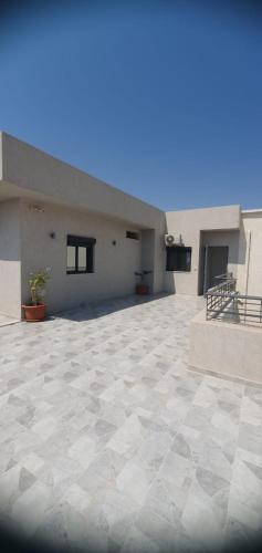 DAR KHOUALDIA