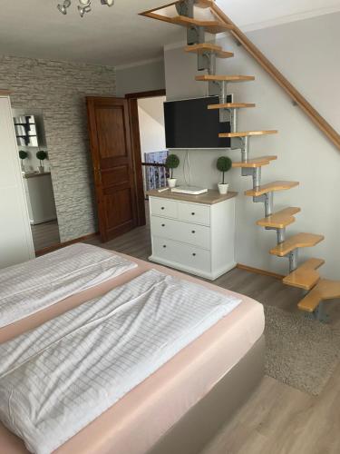Postel nebo postele na pokoji v ubytování Spreewald-Ferienwohnung Reschke