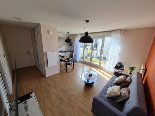 Appartement avec terrasse proche plage Sillon