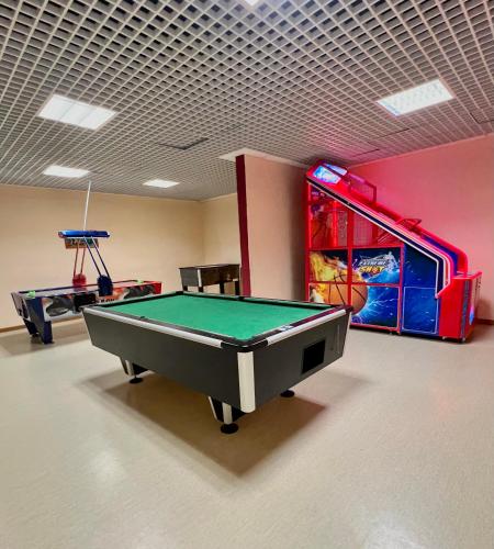 Sala de juegos en Ferienwohnung Wolkenfrei in Inzell mit Pool und Sauna