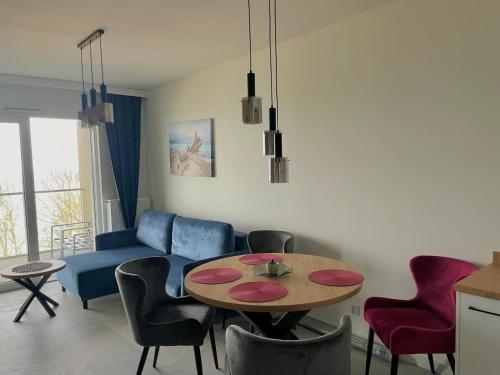 Χώρος καθιστικού στο Apartament z widokiem na morze Aqua & Premium - Perłowa Przystań