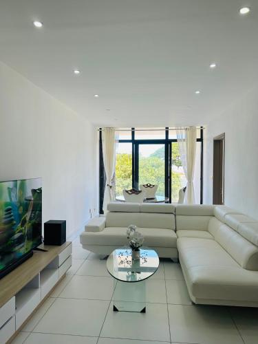 Flic en Flac Luxe Seascape