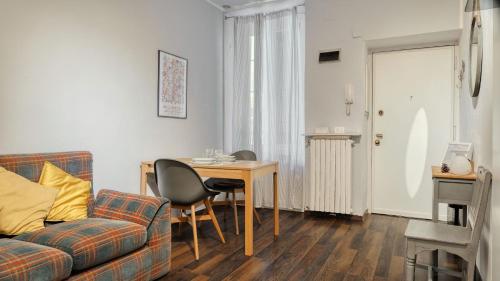 Bilocale Milano Sempione