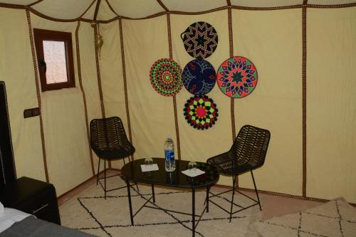 Χώρος καθιστικού στο Merzouga Safari Luxury Camp