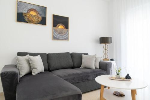 ThAeros Central Apartment Near the Beach!