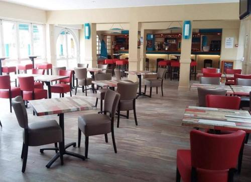 Photo de la galerie de l'établissement Mobil-home Bahiana 45m2, à Saint-Jean-de-Monts