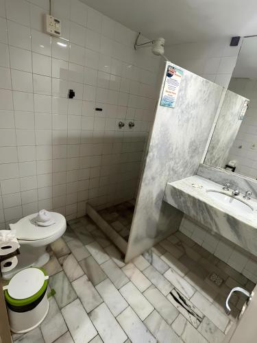 Koupelna v ubytování Delta Prime HOTEL