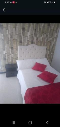 Katil atau katil-katil dalam bilik di HOTEL IMPERIO PLAZA Armenia