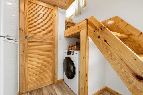 Φωτογραφία από το άλμπουμ του Ganesh Tiny Home at Ichetucknee Springs σε Fort White