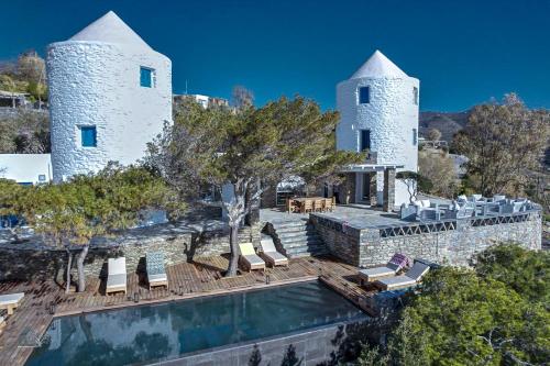Πισίνα στο ή κοντά στο Zen Blue Suites - Luxury, Nature, and Harmony in Kea