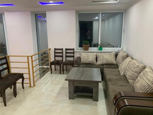 Кът за сядане в Sevan-welcome