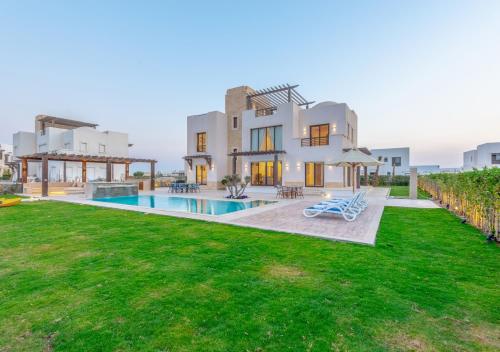 Ancient Sands Gouna 4BR Villa Heated Pool & Lagoon