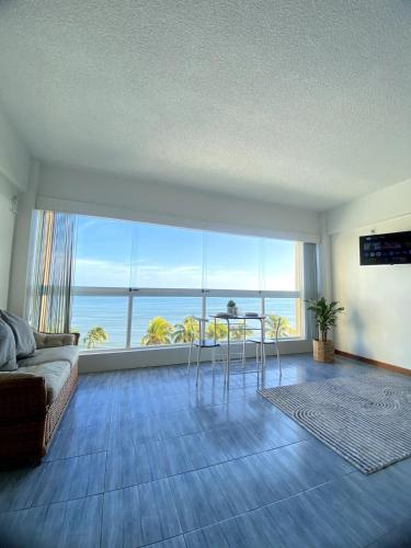 Χώρος καθιστικού στο Acogedor Estudio con acceso directo a la playa