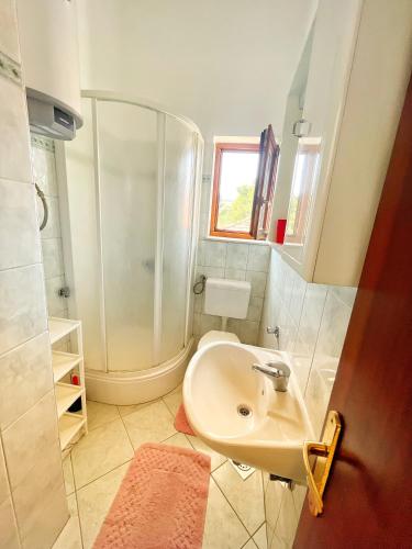 Apartmani Zlato 70M FROM BEACH!